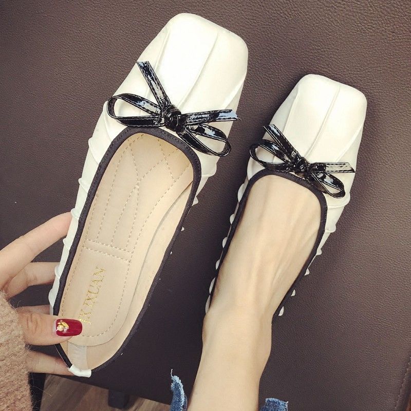 累脚的高跟鞋可以丢了，今年的换季单鞋太漂亮了，显气质还舒服