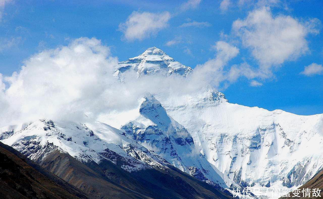 珠穆朗玛峰如果倒过来，能到海底多少米深？