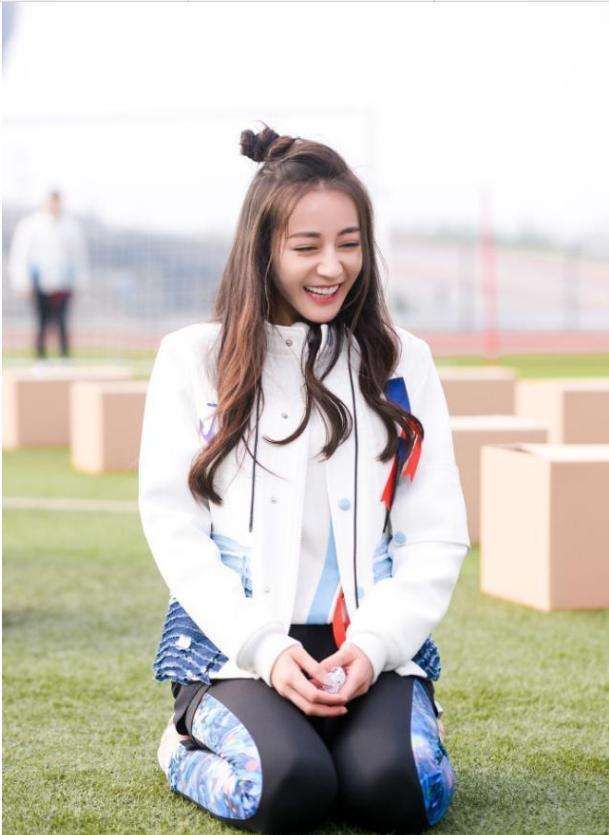 美女的热巴姑娘是我的爱!