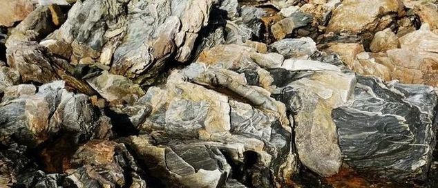 业主们的乳山银滩生活：游小石口 感受大自然的鬼斧神工