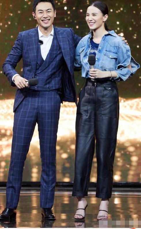 宋佳真会玩, 牛仔外套塞“裤头”里居然不丑, 网友: 有80斤吗?