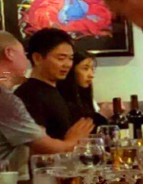 刘强东事件真正女主疑曝光, 吃寿司叫32瓶红酒, 网友: 真把东哥当