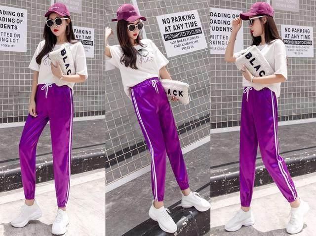 过时的裤子不要穿了，今年很流行的5条运动裤，搭配t恤最潮!