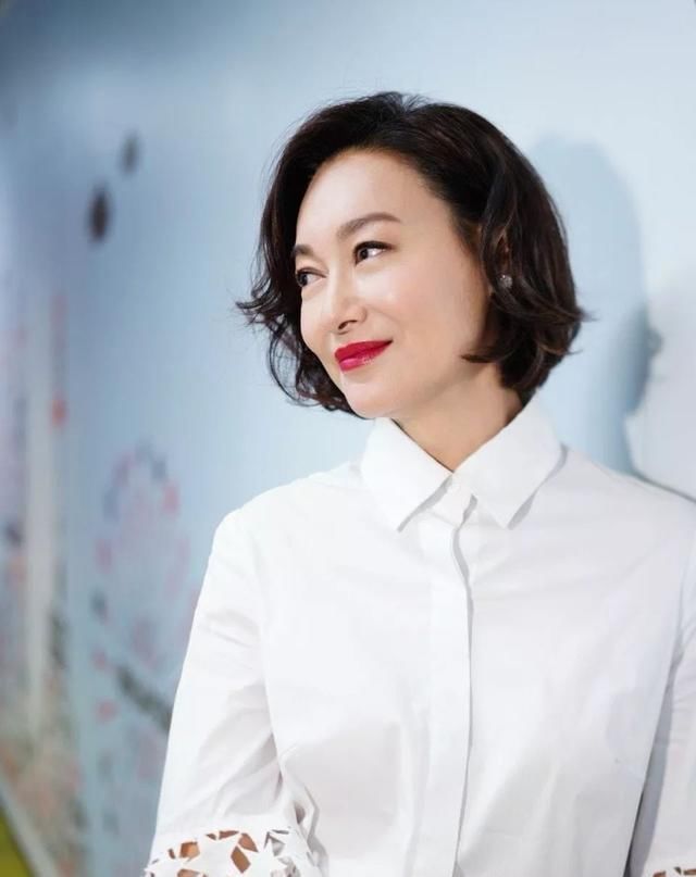 「夏装」帮五十岁女人显洋气的夏装,你买对了几件?年纪大也可以很潮