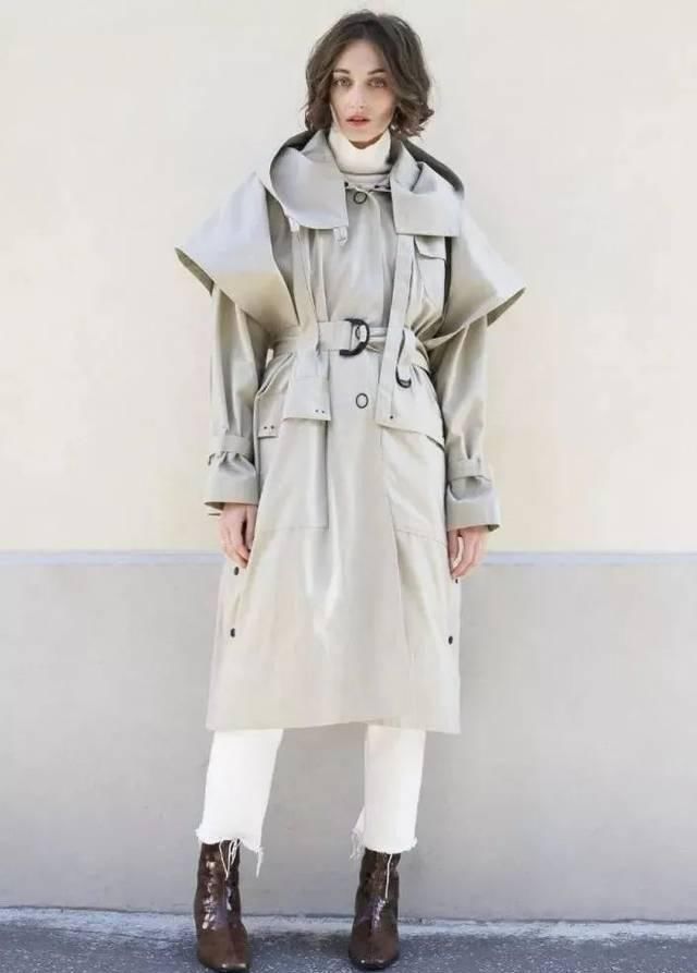  [秀场]2020女装流行趋势：7种秀场设计细节/改良风衣 2021春夏女装核心夹克！