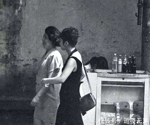  女性|20世纪90年代的成都街拍，那时候的女性真是不输当下！