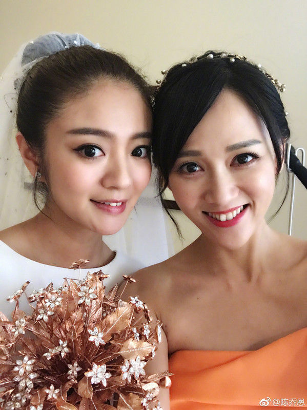 短发界的颜值扛把子佟丽娅竟然已经34岁了?美上天的她简直就是变