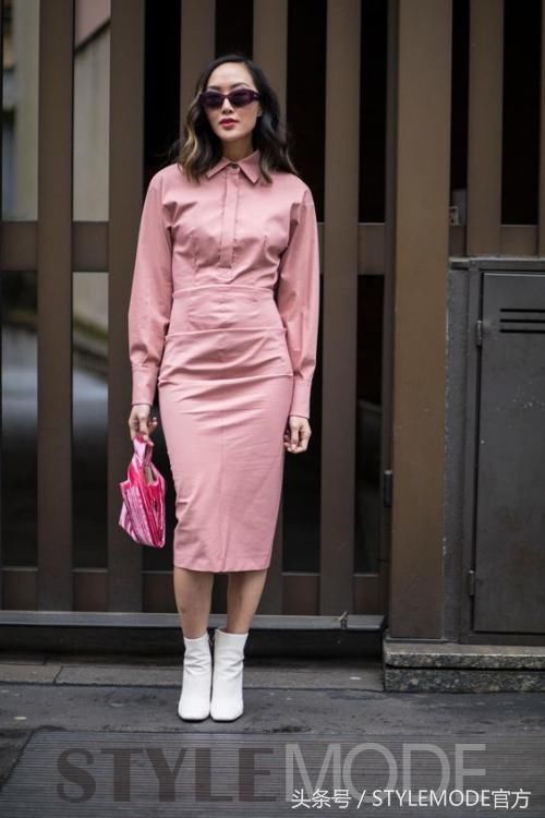 入秋的N套时髦穿搭，颜值最高还是粉色skr人！
