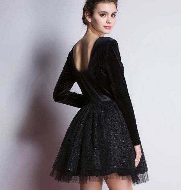 经典小黑裙如何穿出高阶感?