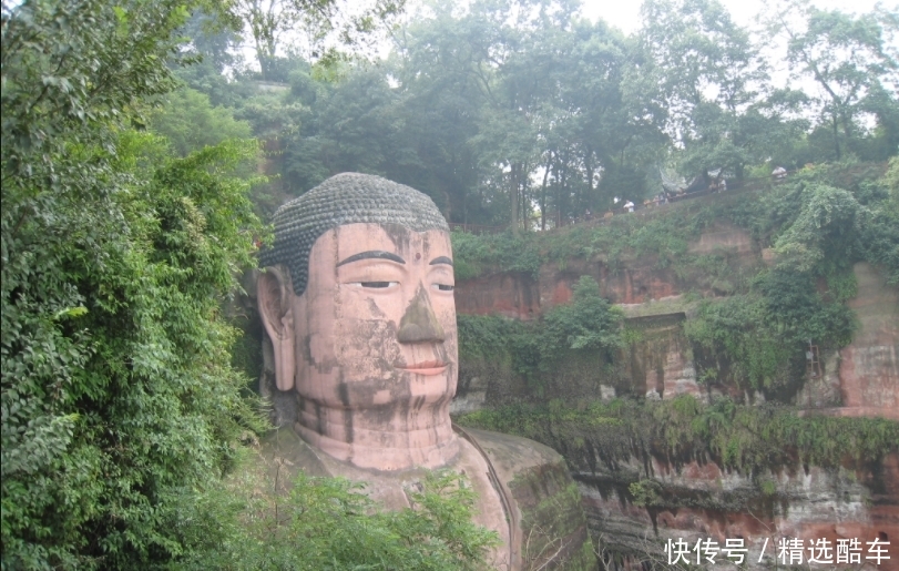 四川超火爆的旅行地，峨眉山、乐山大佛榜上有名，此生必打卡胜地