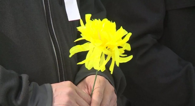 孟兆星烈士悼念活动仍在进行中 群众自发悼念络绎不绝