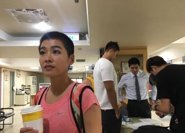 台媒证实张惠妹前男友已办理离婚手续,女方14字怼前夫无耻行径