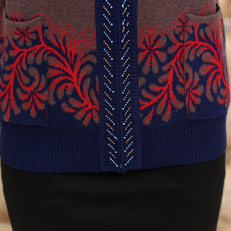 给妈妈买件精致秋开衫吧!减龄嫩爆，超有范