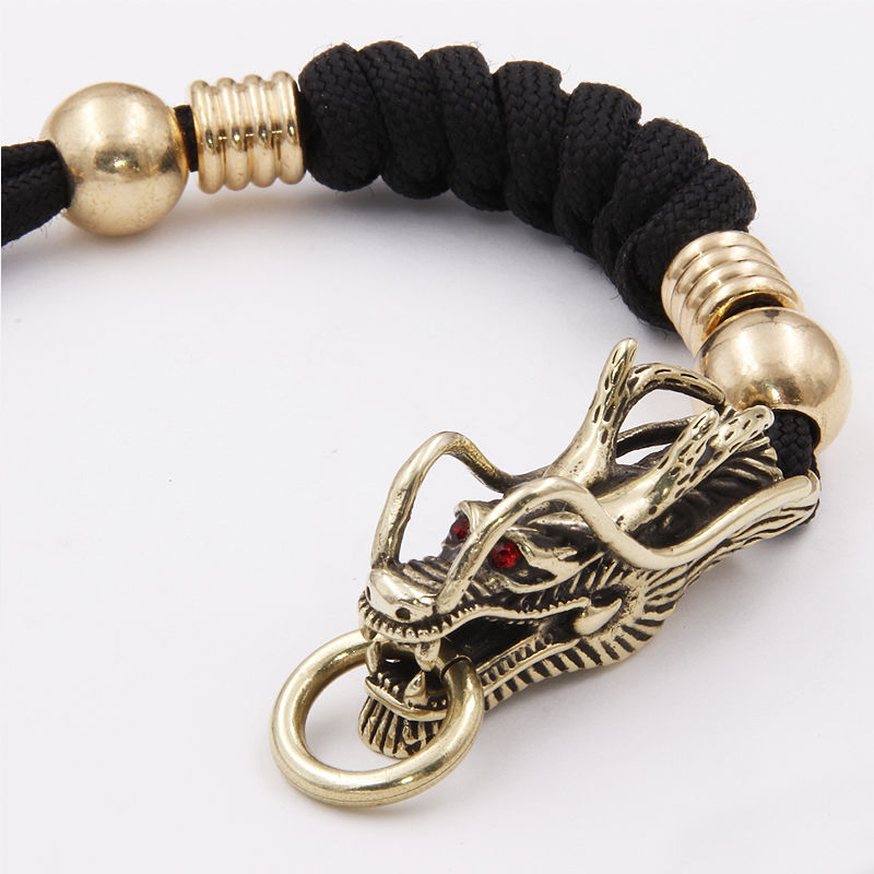 还在用传统钥匙扣?当下爆火的黄铜钥匙扣，款款精致又大气