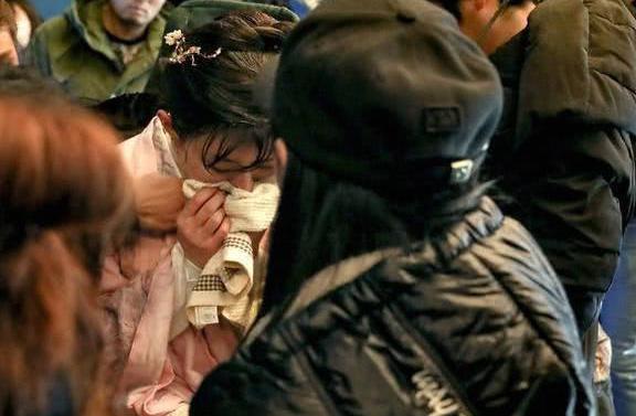 继林依晨后，赵丽颖回应停工原因：患血栓心脏也很弱，裸露的骨头