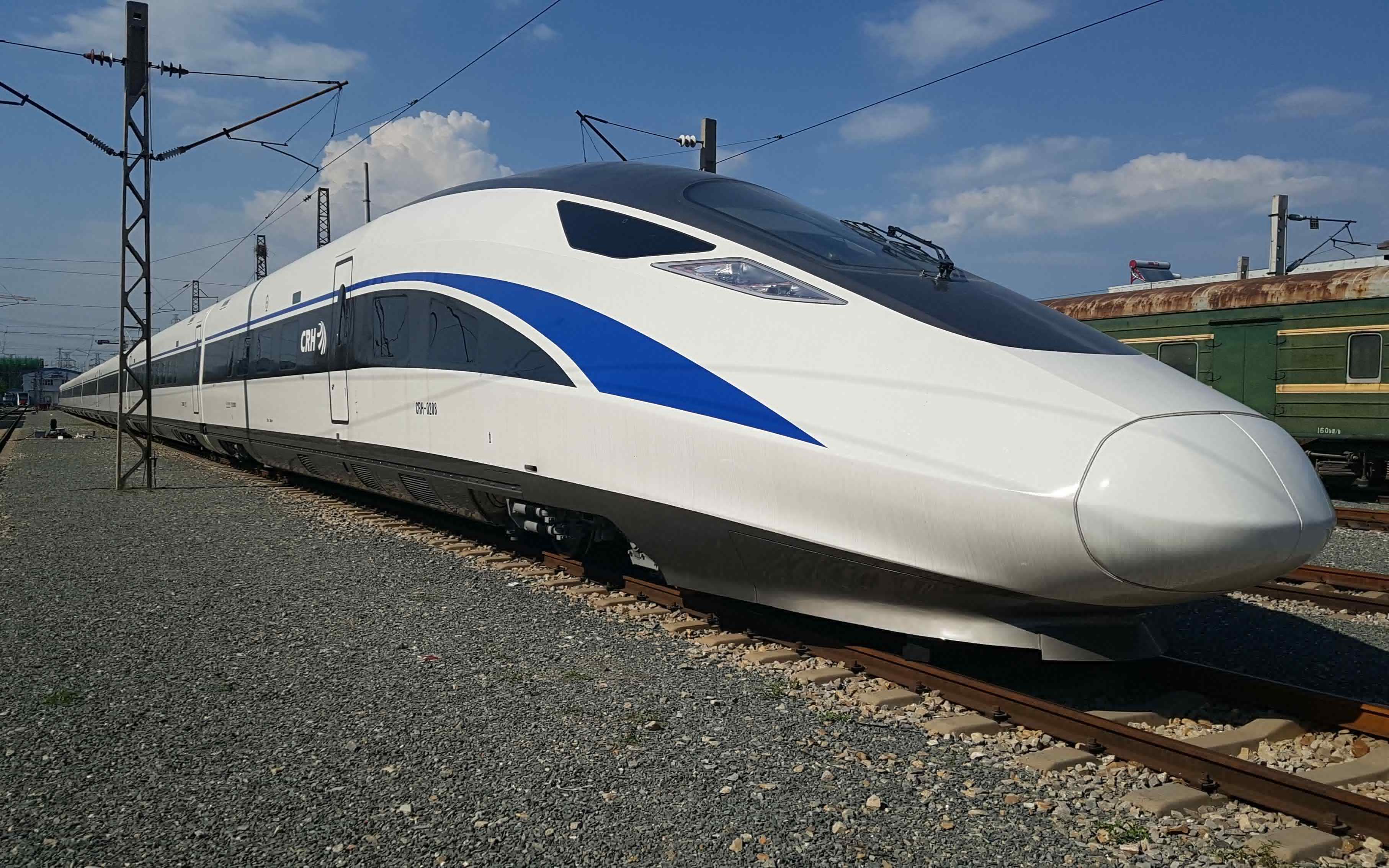  等级：河南在建的一座高铁站，等级为一等站，规模3台8线，郑合