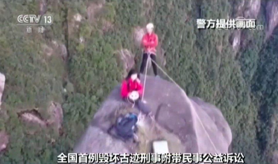 山东有个500多年的悬崖古村落!霸气十足，更与泰山“试比高”!