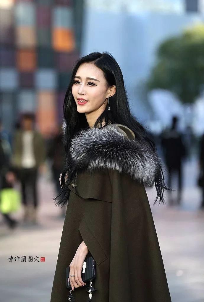 街拍：昨天拍到真美女了，不是一般的漂亮