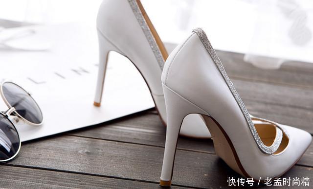 [女人]别再穿劣质高跟鞋了，女人要对自己好一点