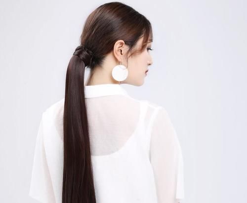 『高中女生』高中女生留什么发型好看 2020学生党发型排行榜