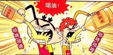 【厕所】搞笑漫画 大脸妹“肚子疼”上厕所, 阿衰跟着去却被误认是“流氓”
