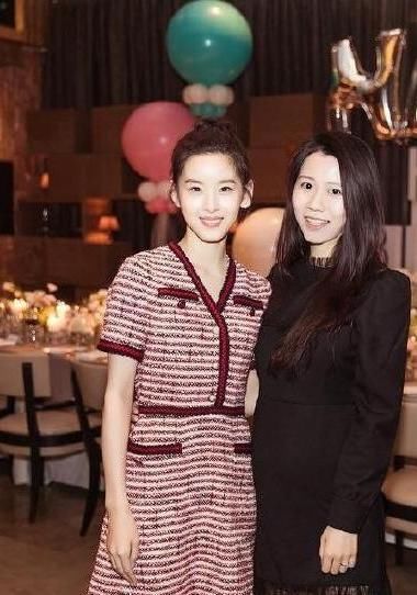 奶茶妹妹变抹茶妹妹？看奶茶妹妹的搭配，阔太与网红的实力差距