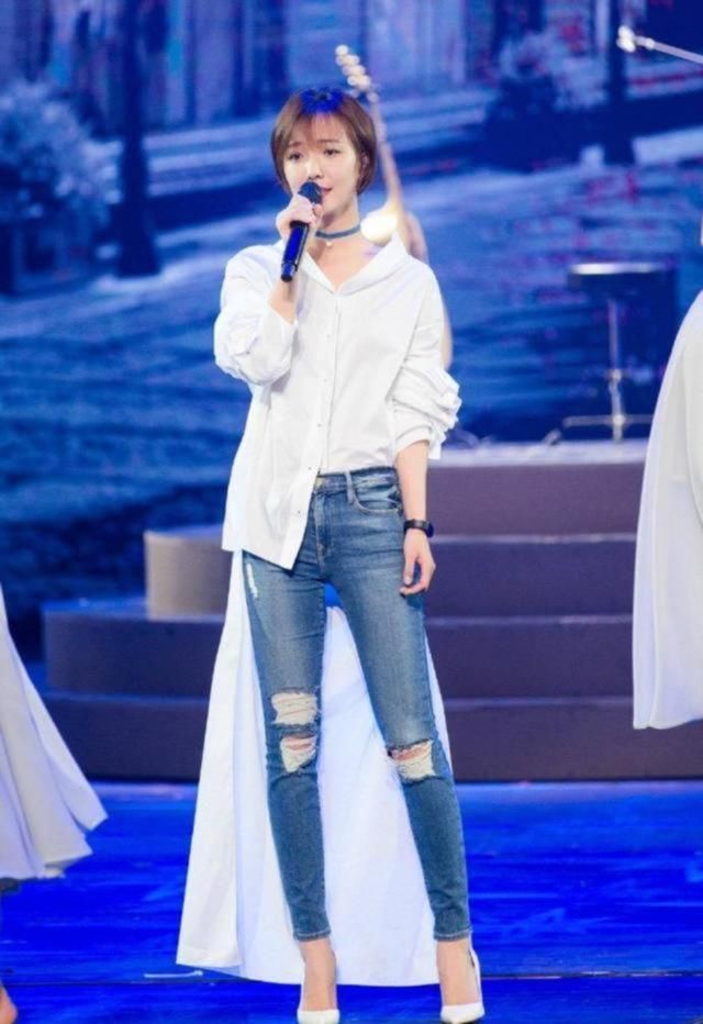 超时髦，张天爱江疏影都在不好好穿衣，这些不正经穿法你敢穿吗