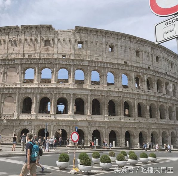 超甜蜜跨国情侣吃播，意大利旅游渡假破谣言，玻璃心们省点心吧