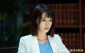 蓝红和罗槟之间