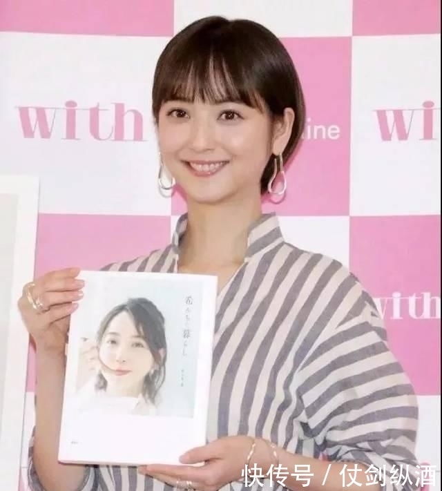 短发@短发别乱剪!一不小心翻车式“毁容”!认准2个剪发黄金法则,轻松美翻今夏!