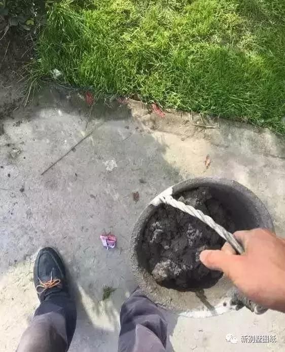 庭院设计|农村大叔手把手教你，一个人挖池塘，小院从此美美的