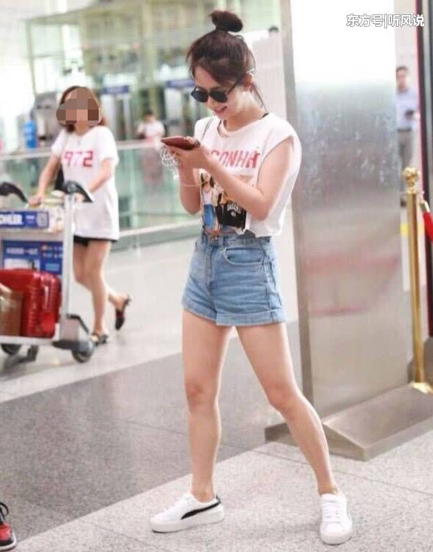 谭松韵清爽亮相，你只关注她的腿很粗?她的腰才是亮点!