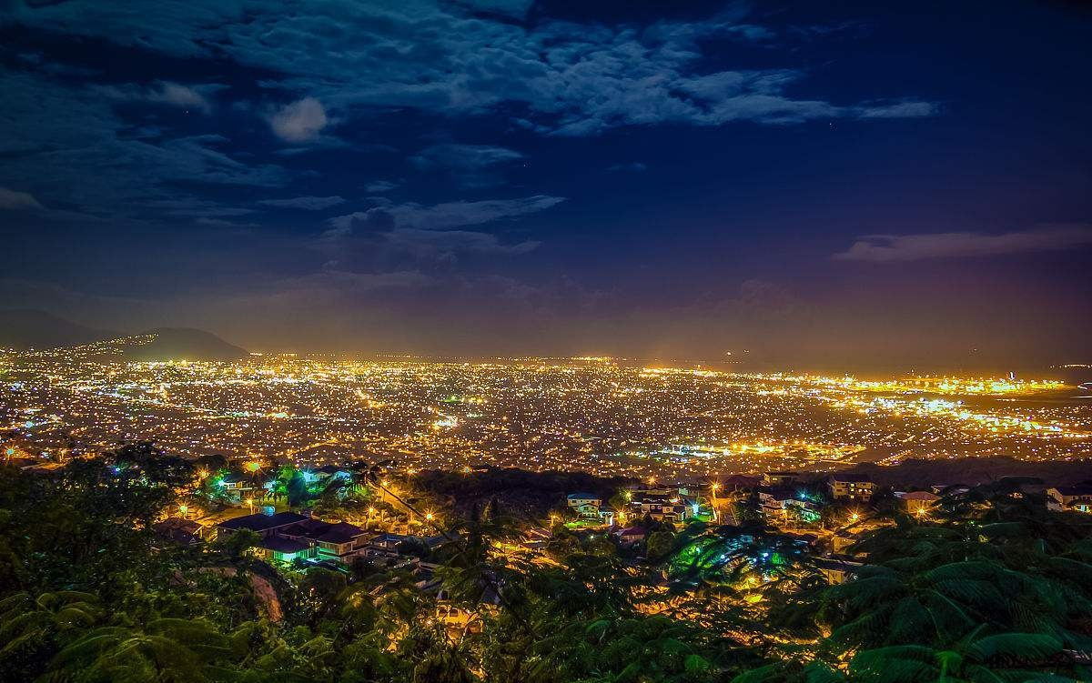 北美最无奈小国:博尔特故乡,距美国800公里却常被以为在非洲