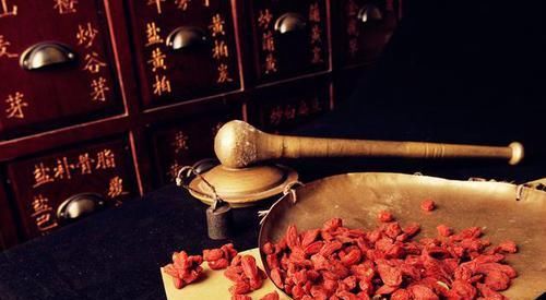  [不妨]失眠多梦心事多？女性不妨尝试以下茶饮，面色红润气血足，气色好