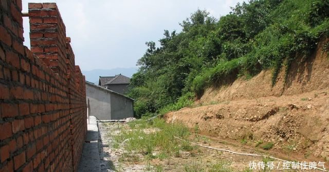 农村宅基地不能被继承，父母去世宅基地将被收回这几点要注意！