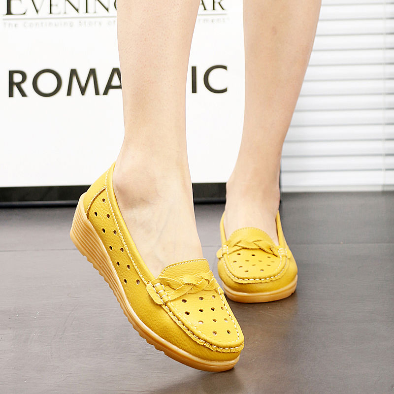 马丁鞋不兴了，软底又百搭的妈妈鞋正流行，巨适合6070后穿