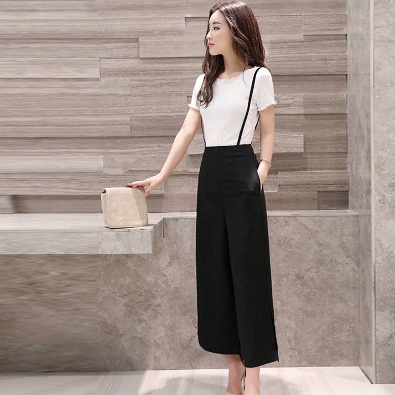 今秋已经不流行穿短裤了，看看下面这背带裤，美得无与伦比