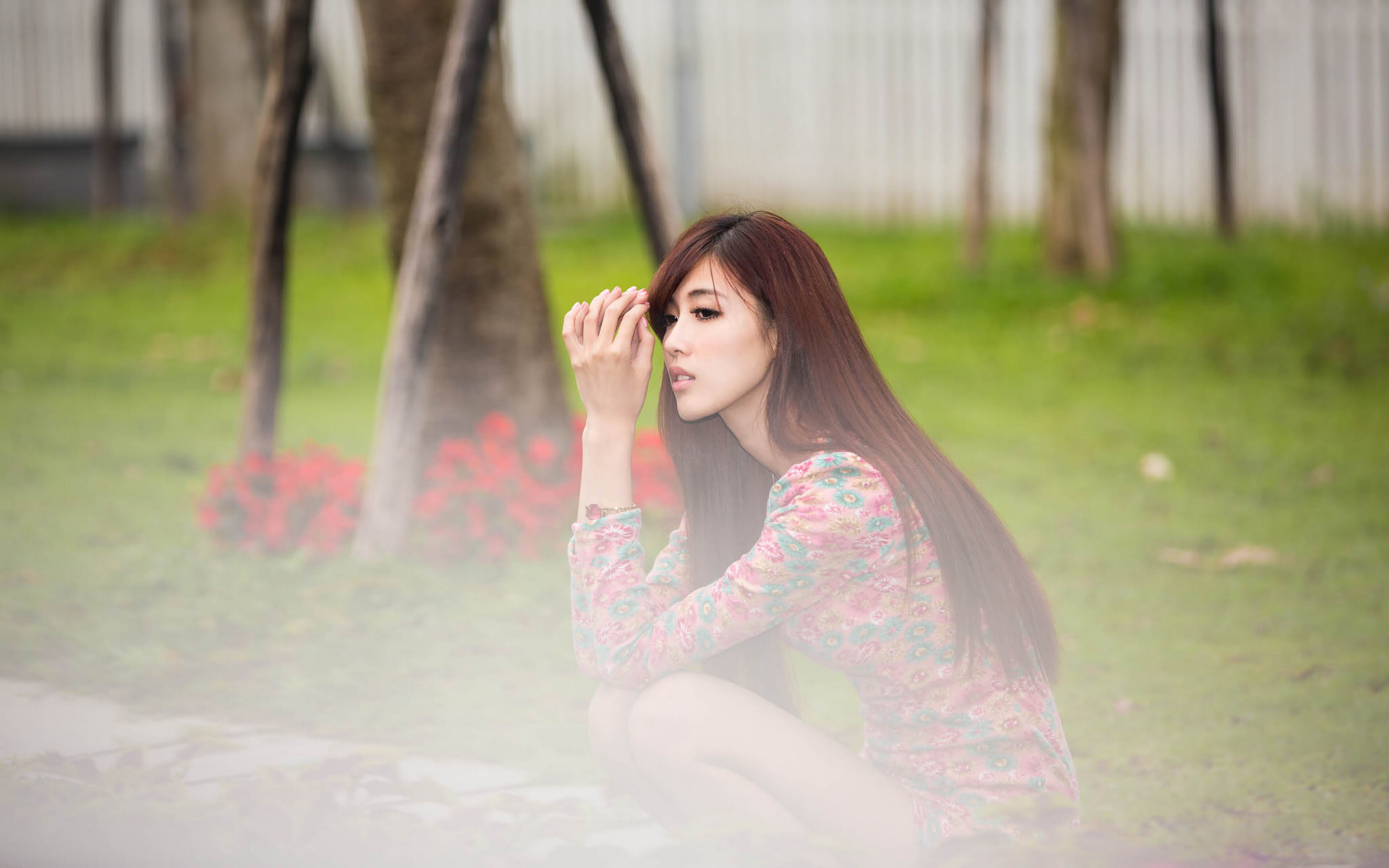 清纯碎花连衣裙美女写真