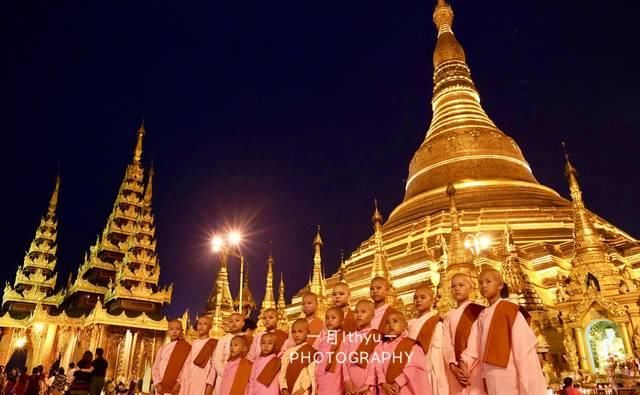 7吨多黄金，镶5448颗钻石和2000颗宝石的佛塔，令人惊艳