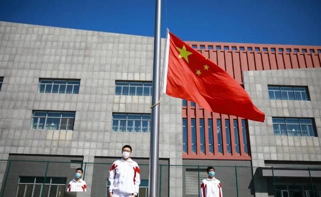  [亲爱的同学]有一种温暖，叫久别重逢｜人开初三学子开学啦！