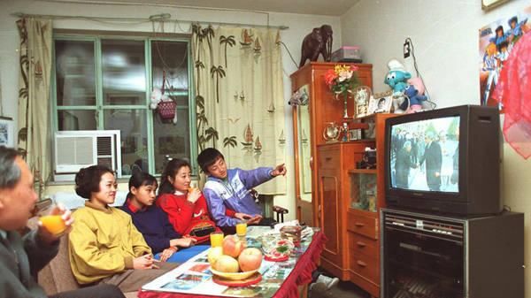  「李文义」上世纪八十年代全国各地小康之家，原来那时他们生活