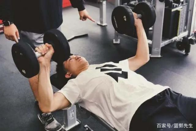  「时势造英雄」深度丨孙铭徽本赛季为何能完成大爆发？时势造英雄，英雄亦适时