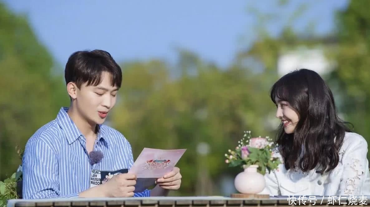 郑爽参加哪个台的跨年