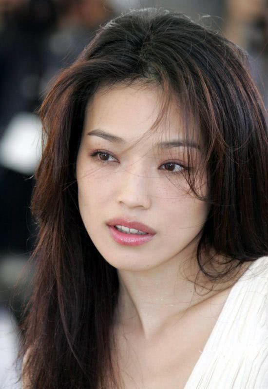「女生」脸上有这3个特征的女生,不要留“黑长直”,不然会拉低你的颜值