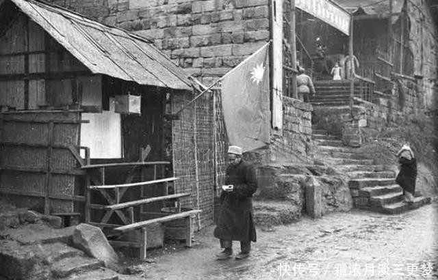  发展：抗战期间，重庆作为多年的陪都，取得了哪些发展