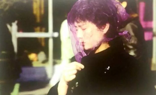 老照片再现上个世纪七八十年代的中国，慢慢被淡忘的生活画面!
