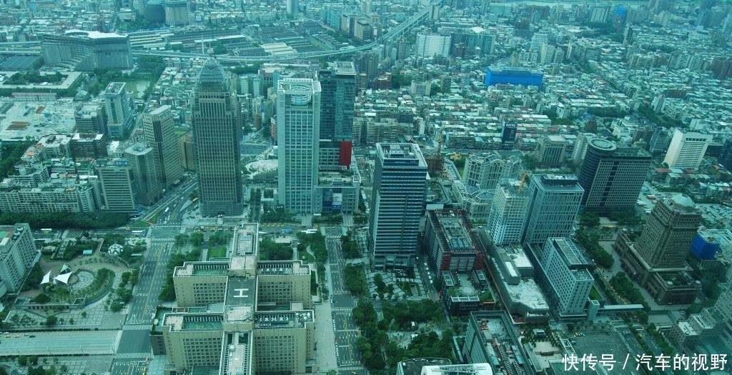 我国GDP不到1万亿的城市，却是世界一线城市，网友：出名要趁早！