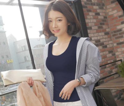 7080后女人真时髦，如今时兴这百搭T恤，老婆一眼就被惊艳了