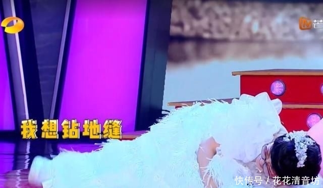 谢娜假唱被识破,随口一句话搞笑却暖心,有