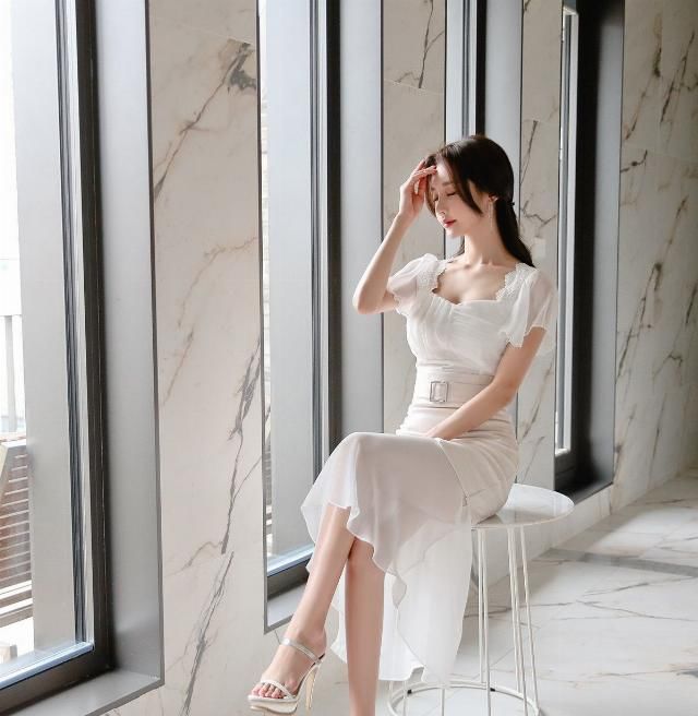  「透纱」孙允珠-清纯花蕾优雅透纱鱼尾裙鉴赏